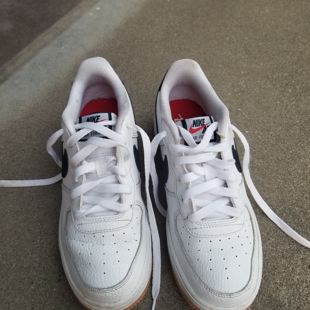 NIKE AIR FORCE